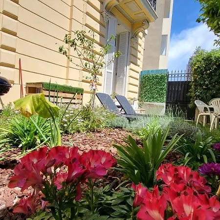 Super Flat, Garden. Bnbrickeys مونتي كارلو